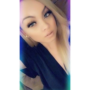 Meet your Posher, Alexis